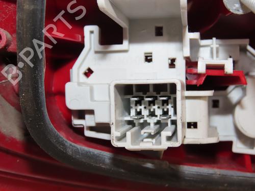 Used Right taillight FORD FIESTA VI (CB1, CCN) 1.4 TDCi (70 hp) 28832641
