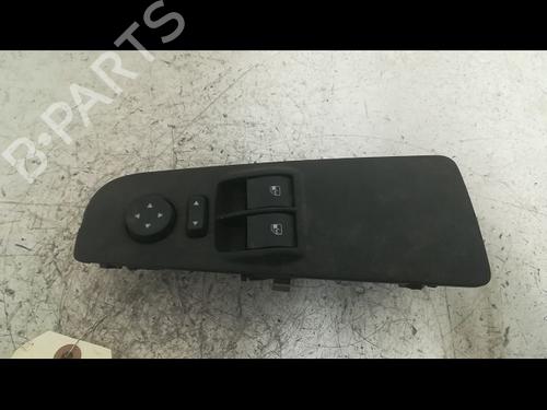 Left front window switch ALFA ROMEO 159 (939_) 2.4 JTDM (939AXD12, 939AXD1B) | BP9603704I27
