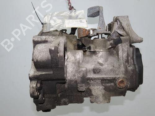 Used Gearbox Gearbox VW BORA I (1J2) 1.9 TDI (101 hp) 28967256 28967256
