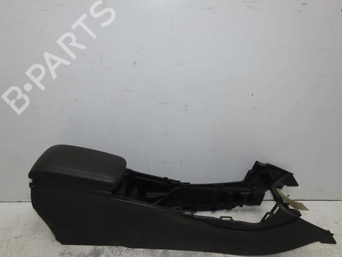 Used Middle console Middle console MERCEDES-BENZ A-CLASS (W176) A 160 CDI / d (176.011) (90 hp) 31843310 31843310