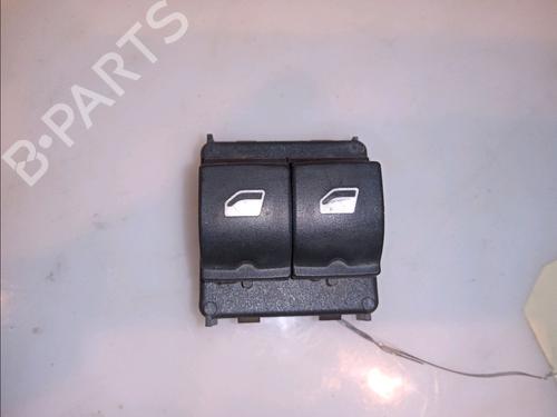 Used Left front window switch Left front window switch CITROËN C3 III (SX) 1.2 VTi 82 (82 hp) 11103020 11103020