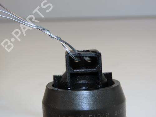 Used Injector VW GOLF V (1K1) 1.9 TDI (105 hp) 28828922