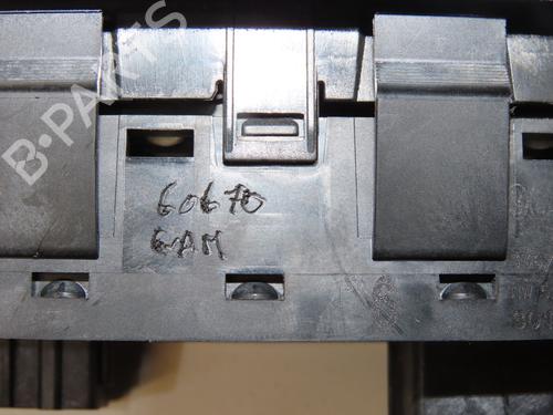 Left front window switch CITROËN C3 II (SC_) 1.4 HDi 70 (SC8HZC, SC8HR0, SC8HP4) | BP40274022I27 - Image 2