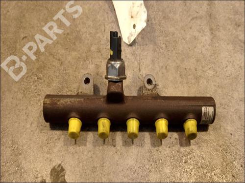 Used Injection rail Injection rail DACIA SANDERO 1.5 dCi (88 hp) 9616679 9616679