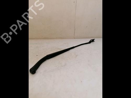 Used Front windshield wiper arm Front windshield wiper arm 16769878 16769878