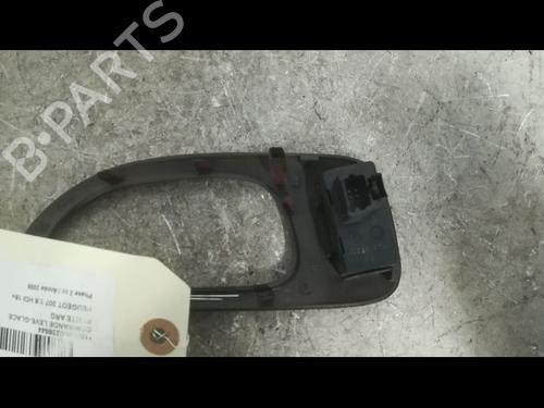 Used Left rear window switch Left rear window switch PEUGEOT 307 (3A/C) 1.6 HDi 110 (109 hp) 9608283 9608283