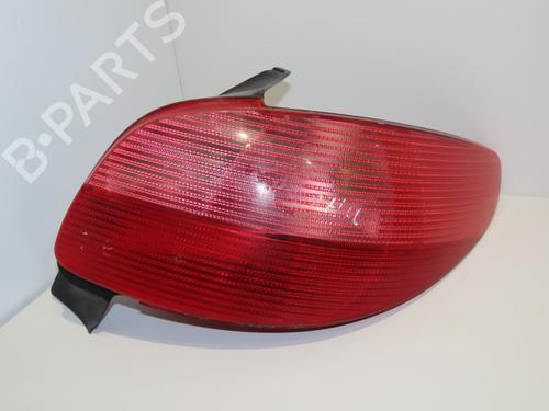Right taillight PEUGEOT 206 Hatchback (2A/C) 1.4 i | BP28832748C35 