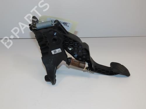Clutch pedal RENAULT CLIO V (B7_) 1.0 SCe 65 (B7MG) | BP29345201I13 