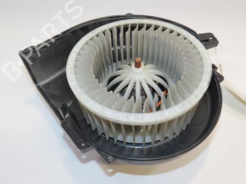 Used Heater blower motor VW POLO V (6R1, 6C1) 1.6 TDI (90 hp) 28967227