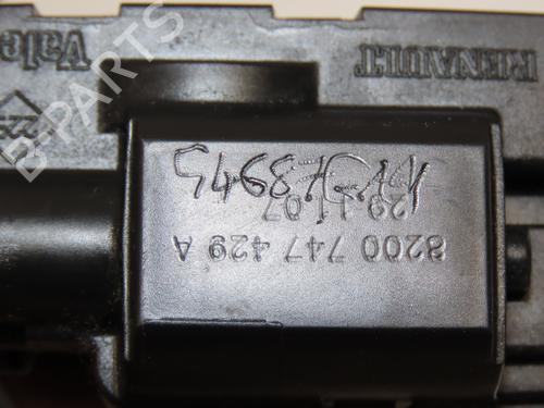 Tailgate lock RENAULT LAGUNA III (BT0/1) 2.0 dCi (BT07, BT0J, BT14, BT1A, BT1S) | BP28832253C101 