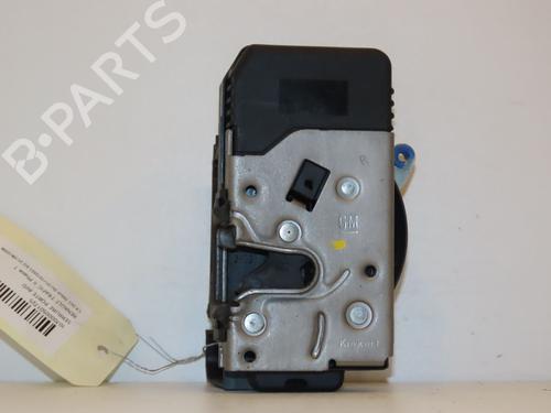 Front right lock RENAULT TRAFIC II Van (FL) 1.9 dCi 100 (FL0C) (101 hp) 17552025