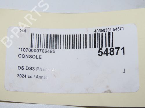 Console central DS DS 3 / DS 3 CROSSBACK (UR_, UC_, UJ_) 1.2 PureTech 130 (URHNSS) (131 hp) 31865267