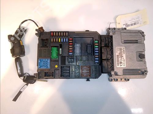 Engine control unit (ECU) PEUGEOT 208 I (CA_, CC_) 1.6 HDi | BP11832789M57