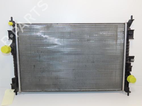 Used Water radiator PEUGEOT 308 II (LB_, LP_, LW_, LH_, L3_) 1.5 BlueHDI 100 (102 hp) 28801451