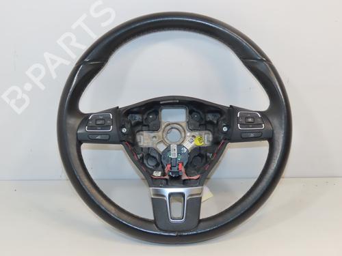 Used Steering wheel VW TOURAN (1T3) 1.6 TDI (105 hp) 18204591