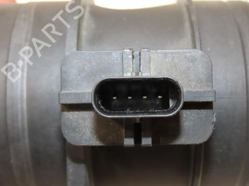 Used Mass air flow sensor VW TOURAN (1T3) 2.0 TDI (140 hp) 28828802