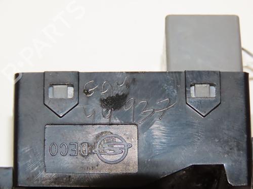 Used Right rear window switch SSANGYONG KYRON 2.7 Xdi 4x4 (165 hp) 19123486