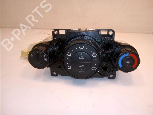 Used Climate control FORD FIESTA VI (CB1, CCN) 1.4 TDCi (68 hp) 12354707