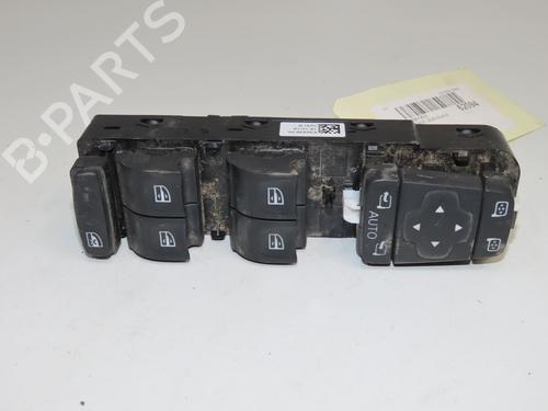 Used Left front window switch Left front window switch RENAULT MEGANE IV Grandtour (K9A/M/N_) 1.2 TCe 130 (K9MR) (130 hp) 40241066 40241066