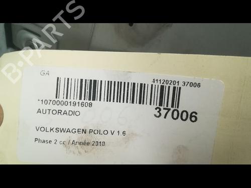 Used Radio VW POLO V (6R1, 6C1) 1.6 TDI (105 hp) 9603347