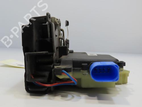 Front right lock VW TRANSPORTER T5 Van (7HA, 7HH, 7EA, 7EH) 1.9 TDI | BP28968790C97 