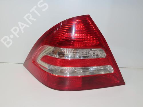 Left taillight MERCEDES-BENZ C-CLASS (W203) C 220 CDI (203.008) | BP31984671C34