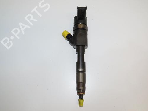 injector-renault-megane-iii-hatchback-bz01_-b3_-2008-30767413 main image