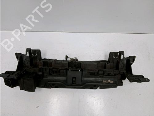 Crossmember PEUGEOT 5008 (0U_, 0E_) 2.0 HDi | BP15076777C162