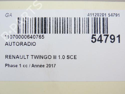 Used Radio RENAULT TWINGO III (BCM_, BCA_) 1.0 SCe 70 (BCMB) (69 hp) 28830624