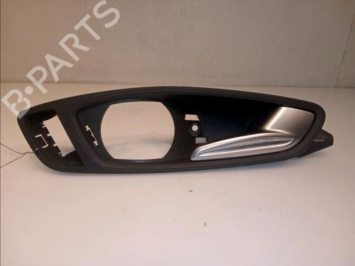 Used Front right interior door handle AUDI A1 Sportback (8XA, 8XF) 1.4 TDI (90 hp) 12094977