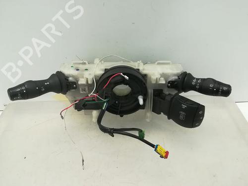 Used Steering column stalk RENAULT MEGANE III Hatchback (BZ0/1_, B3_) 1.5 dCi (BZ0C) (90 hp) 9595086