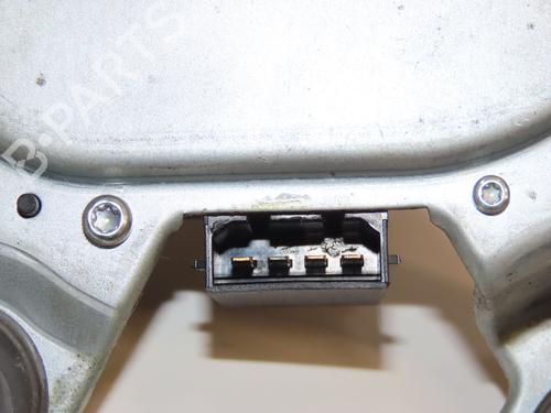 Used Rear wiper motor SKODA OCTAVIA II Combi (1Z5) 1.9 TDI (105 hp) 28832946