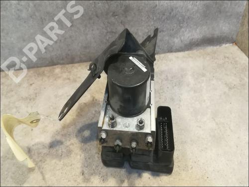 ABS Bremseaggregat RENAULT TWINGO II (CN0_) 1.2 16V (CN0K, CN0V, CN0A) (76 hp) 9610705