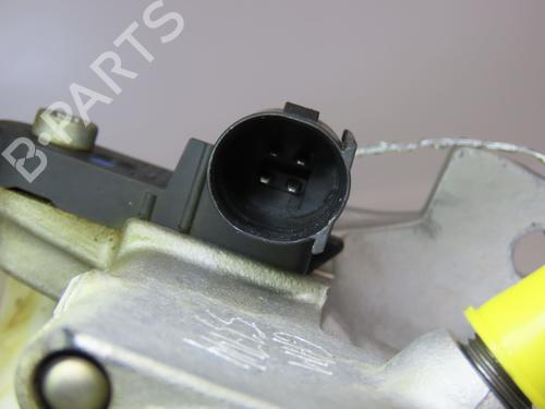 Brake master cylinder VW TOURAN (5T1) 2.0 TDI | BP31120363M77 - Image 3
