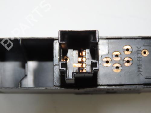 Used Left front window switch Left front window switch 38474538 38474538