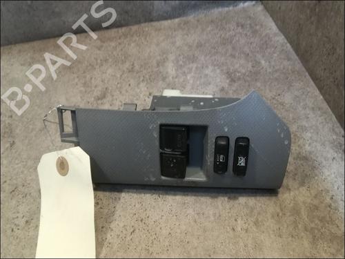 Used Left front window switch Left front window switch TOYOTA YARIS (_P9_) 1.0 VVT-i (KSP90_, KSP90R) (69 hp) 9607028 9607028