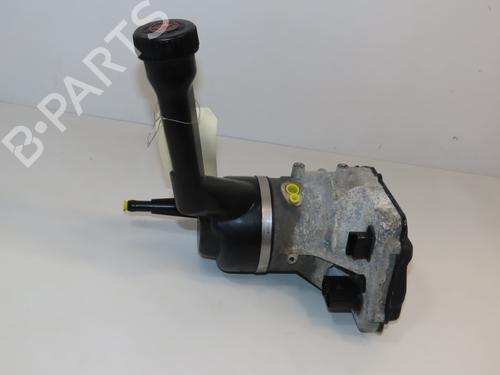 Used Steering pump PEUGEOT 308 I (4A_, 4C_) 1.6 HDi (92 hp) 18153398