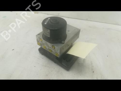 Used ABS pump ABS pump MERCEDES-BENZ C-CLASS Coupe (CL203) C 220 CDI (203.708) (150 hp) 9596881 9596881