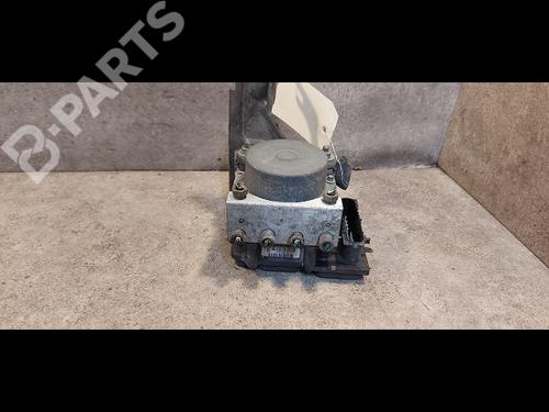 Used ABS pump RENAULT CLIO III (BR0/1, CR0/1) 1.5 dCi (BR17, CR17) (86 hp) 9615586
