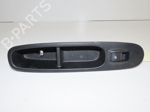 Used Switch Switch LANCIA YPSILON (312_) 1.2 (312.PXA1A, 312.YXA1A) (69 hp) 40484826 40484826