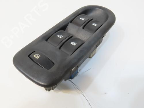Left front window switch RENAULT CLIO III (BR0/1, CR0/1) 1.6 16V (BR05, BR0B, BR0Y, BR15, BR1J, BR1M, BR1Y, CR0B,... | BP38226477I27 - Image 4