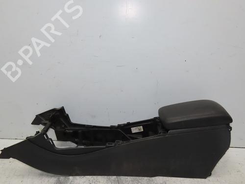 Used Middle console MERCEDES-BENZ A-CLASS (W176) A 160 CDI / d (176.011) (90 hp) 31843310