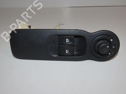 Comutador vidro frente esquerdo Comutador vidro frente esquerdo RENAULT MODUS / GRAND MODUS (F/JP0_) 1.2 (JP0C, JP0K, FP0C, FP0K, FP0P, JP0P, JP0T) (75 hp) 36545187 36545187