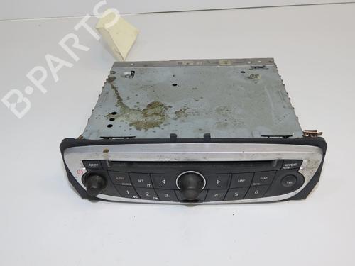 radio-renault-megane-iii-hatchback-bz01_-b3_-2008-37432579 main image