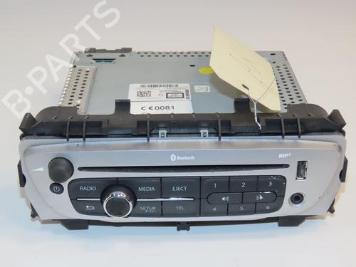 Used Radio RENAULT TWINGO II (CN0_) 1.6 RS (CN0N, CN0R, CN0S) (133 hp) 28830583