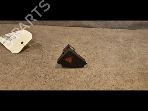 Used Warning switch Warning switch CITROËN C5 III (RD_) 2.0 HDi (RDRHD8, RDRHDJ, RDRHR8, RDRHRJ) (136 hp) 9616130 9616130