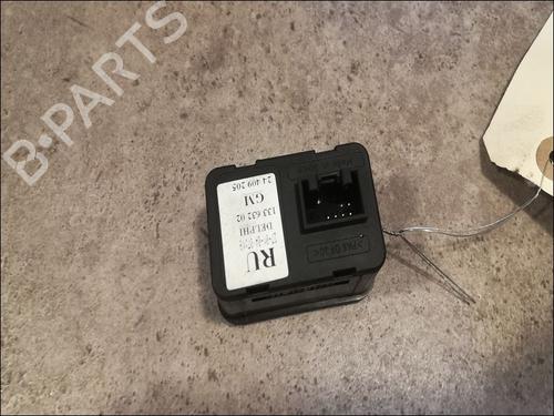 Used Left front window switch Left front window switch OPEL CORSA C (X01) 1.2 (F08, F68) (75 hp) 9610886 9610886