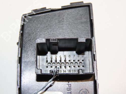 Used Warning switch Warning switch FIAT PANDA (169_) 1.3 D Multijet (169AXG1A, 169AXD1A) (75 hp) 22996876 22996876
