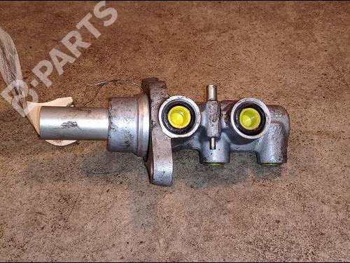 Used Brake master cylinder PEUGEOT 4007 (VU_, VV_) 2.2 HDi (156 hp) 9618355