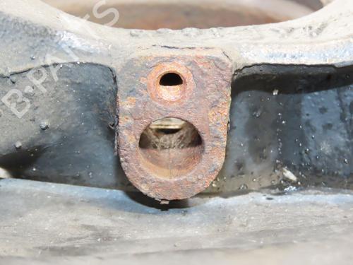 Used Right front steering knuckle BMW X3 (E83) 2.0 d (150 hp) 28829842